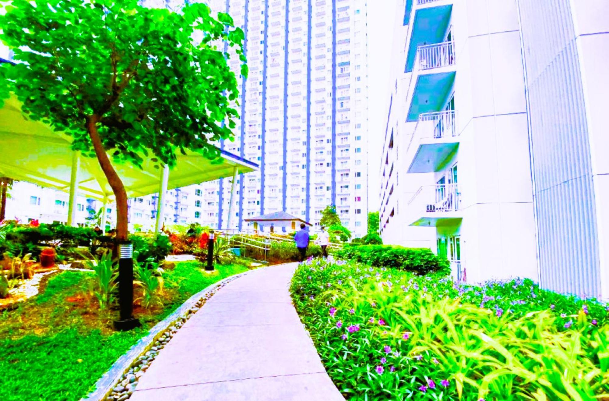 Grass Residences Rendezvous - Sm North Edsa Manila Bagian luar foto